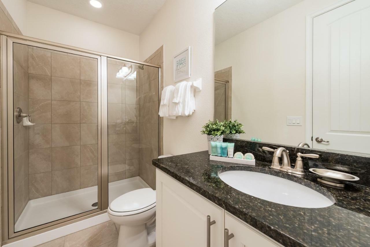 Fabulous Home By Rentyl Near Disney With Private Pool, Game Room & Resort Amenities - 7469M Orlando Eksteriør billede